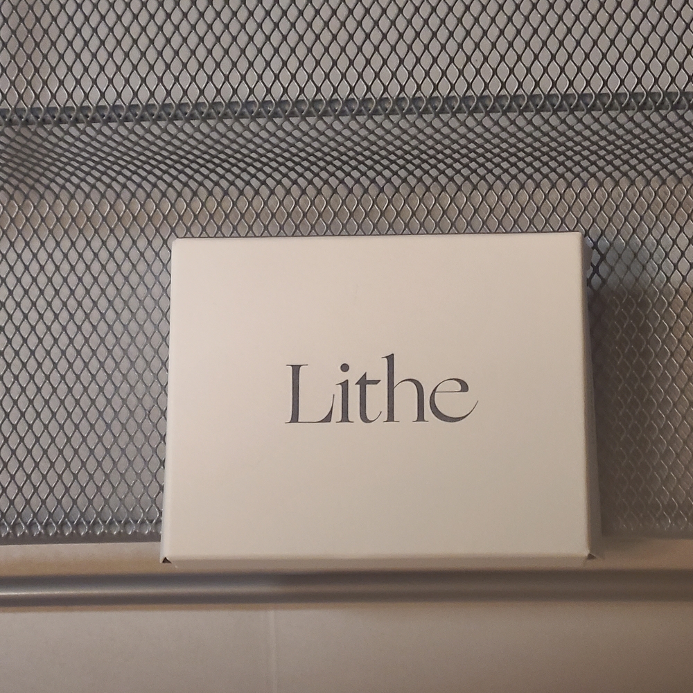 Lithe Eyeshadow Palette - Neutral and Pink 6 Shades NWOB RV $34 - Picture 2 of 9